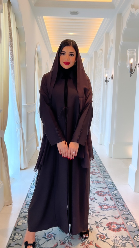 Spoiled abaya